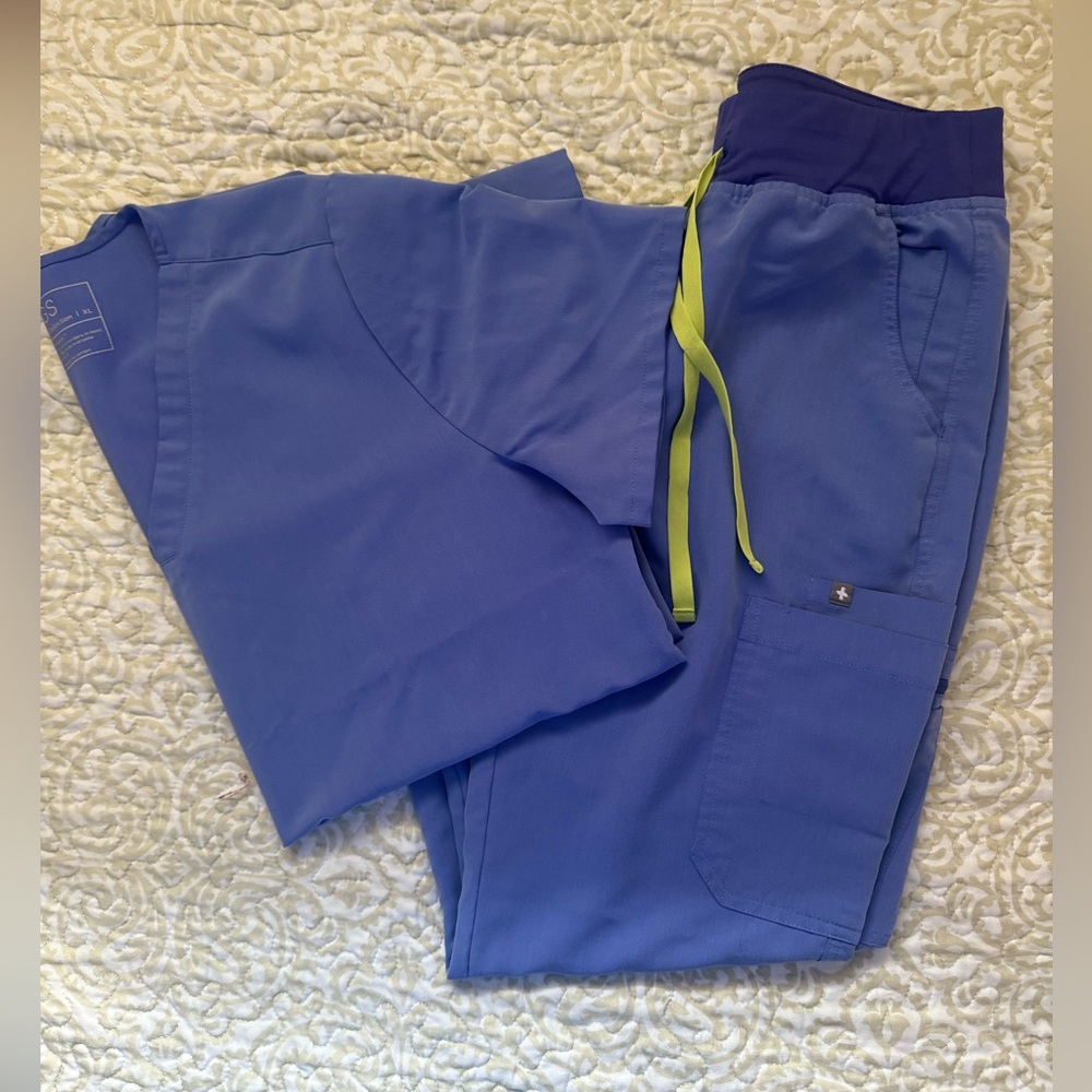 Figs Scrubs Blueberry Set